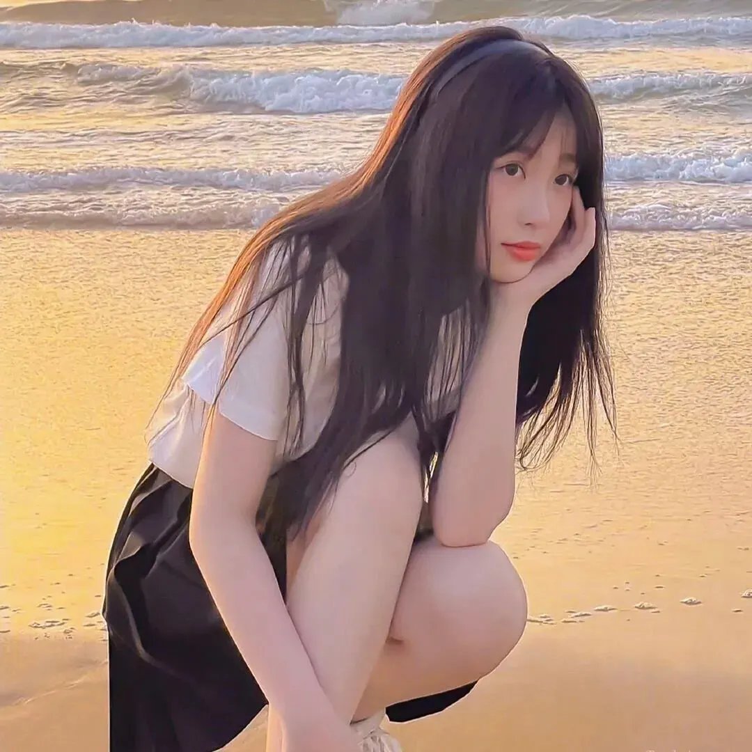 肮脏的黑袋子